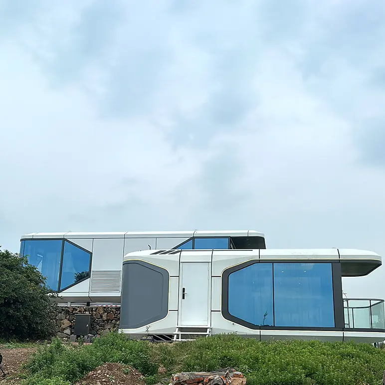 Space Capsule House detail pictures