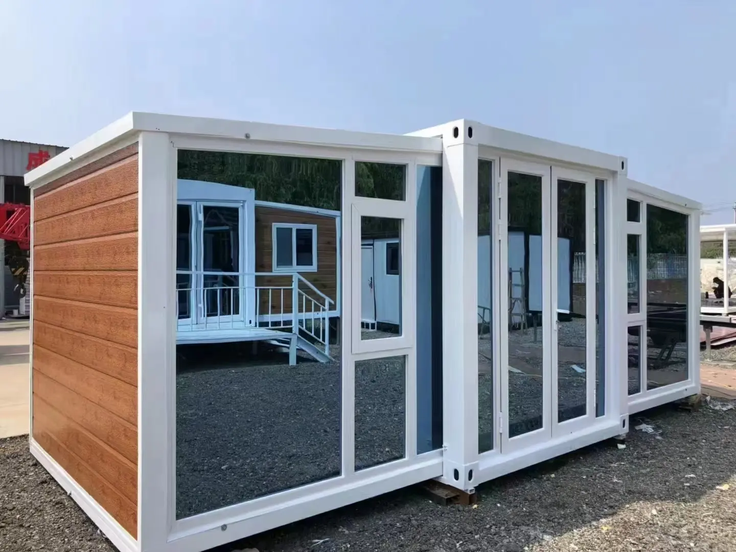 Double wing folding room detail pictures