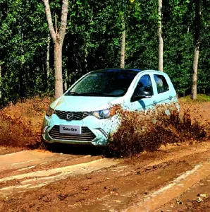 Cheap EV  Made in China Solar Electric Vehicle  (Solar one)