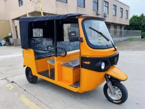 Electric  Passenger Tricycle Yellow Tuk Tuk Vehicles  S2-2600 (Iron Frame)
