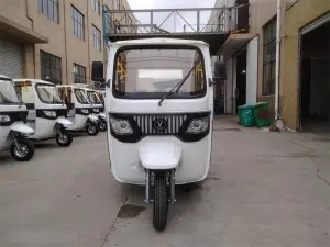 Electric  Passenger Tricycle White Tuk Tuk Vehicles  S2-2600 (Iron Frame)