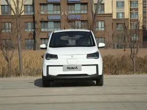 High Range 220-240km  Solar Electric Vehicle    (MODEL A)