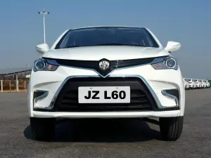 Hot Sale Four Wheel New Energy High Speed Mini Electric Vehicle （JZ L60)